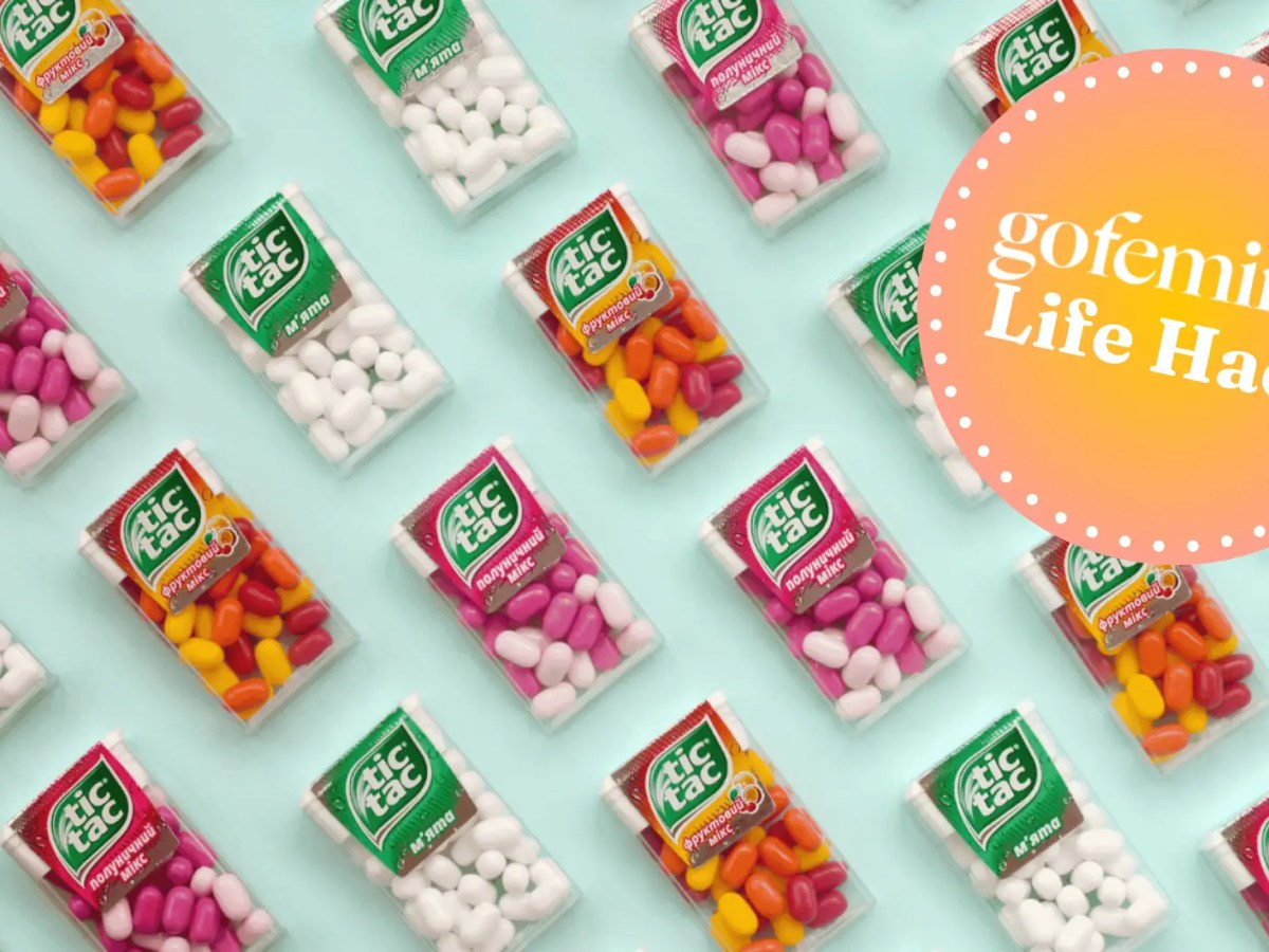 Tic Tac Packungen vor einem gr&uuml;nen Hintergrund mit dem gofeminin Logo.